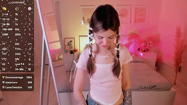 Lil Amelie online show from February 3, 2025, 5:24 pm