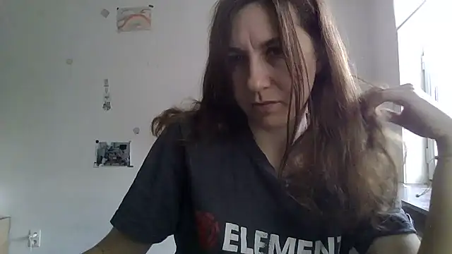 JasmineGlamour online show from November 26, 2025, 11:55 am