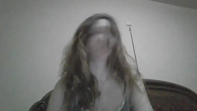 JasmineGlamour online show from December 16, 2025, 8:25 pm