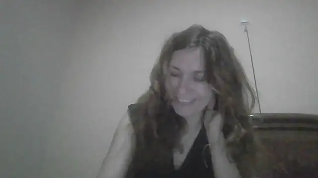 JasmineGlamour online show from December 19, 2025, 7:32 pm