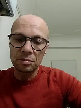 Snapshot of wedge75 chatting on October 25, 2025, 1:40 pm wedge75 online show from October 25, 2025, 1:40 pm