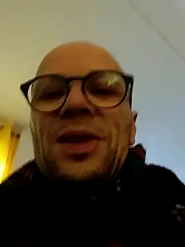 Snapshot of wedge75 chatting on January 8, 2026, 10:39 am wedge75 online show from January 8, 2026, 10:39 am