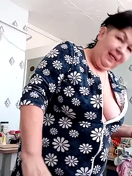 FantasyMichelle online show from February 24, 2025, 7:00 am