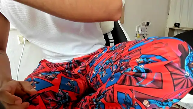 Valerioe online show from March 14, 2025, 2:19 pm