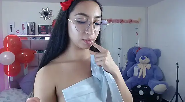 AriadnaCappelletty online show from February 28, 2025, 9:44 pm