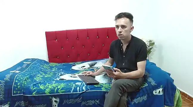 big-dicktop23 online show from December 10, 2024, 1:54 am