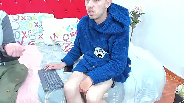 big-dicktop23 online show from December 28, 2024, 4:08 am