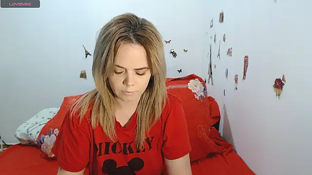 hotmilf4uxxx online show from February 2, 2026, 11:09 am