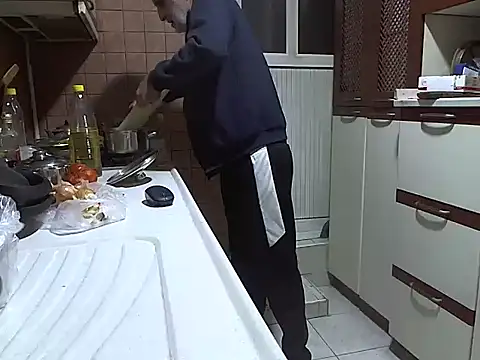 zormen355 online show from October 12, 2025, 6:29 pm