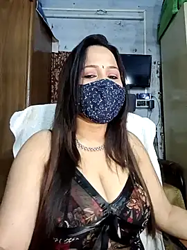 Snapshot of albelasummi702 chatting on December 7, 2024, 1:18 pm albelasummi702 online show from December 7, 2024, 1:18 pm