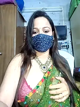 Snapshot of albelasummi702 chatting on January 1, 2025, 4:39 am albelasummi702 online show from January 1, 2025, 4:39 am