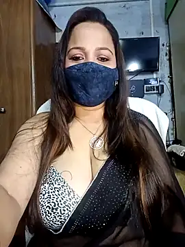 Snapshot of albelasummi702 chatting on January 14, 2025, 4:29 pm albelasummi702 online show from January 14, 2025, 4:29 pm