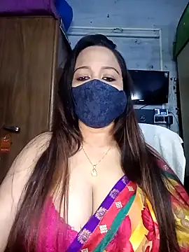 Snapshot of albelasummi702 chatting on February 8, 2025, 4:25 am albelasummi702 online show from February 8, 2025, 4:25 am