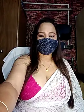 Snapshot of albelasummi702 chatting on February 20, 2025, 11:42 am albelasummi702 online show from February 20, 2025, 11:42 am