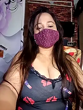 Snapshot of albelasummi702 chatting on October 13, 2025, 2:33 am albelasummi702 online show from October 13, 2025, 2:33 am