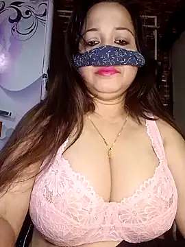 Snapshot of albelasummi702 chatting on January 17, 2026, 1:43 am albelasummi702 online show from January 17, 2026, 1:43 am