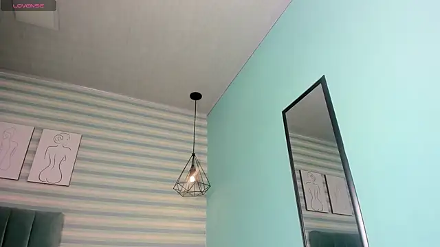 goddess kianna online show from April 15, 2026, 1:23 am