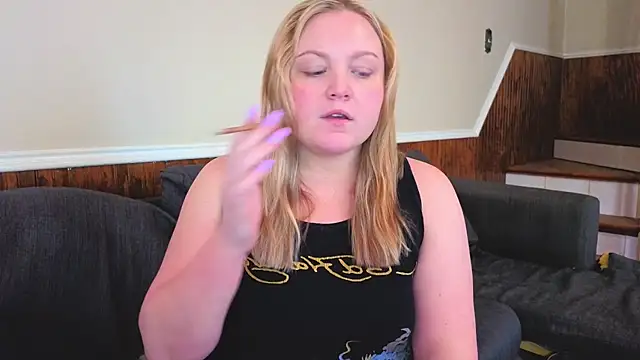 PhatAssBlond online show from February 28, 2026, 6:42 pm