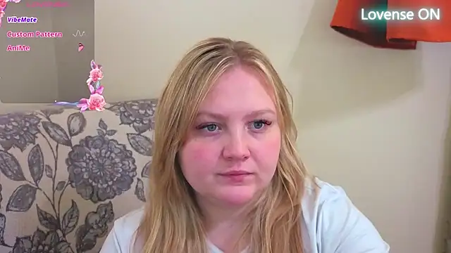 PhatAssBlond online show from April 20, 2026, 10:00 pm