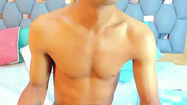 yayi derek online show from October 28, 2025, 11:36 am