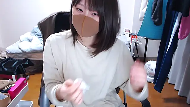 izumi  123 online show from March 13, 2026, 5:08 pm