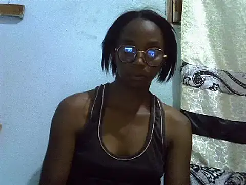 ElianeHot online show from February 19, 2025, 6:32 pm