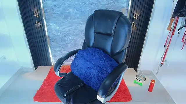 samantha venus1 online show from February 25, 2025, 2:22 pm