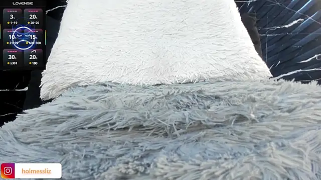 LIZ HOLMES online show from January 25, 2025, 1:19 pm