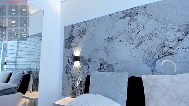 LIZ HOLMES online show from November 27, 2025, 12:07 pm