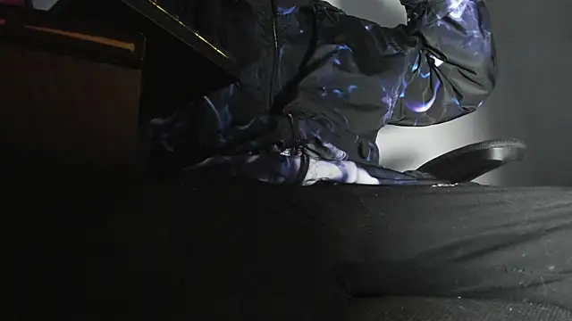 s sven03 online show from October 31, 2025, 1:50 am