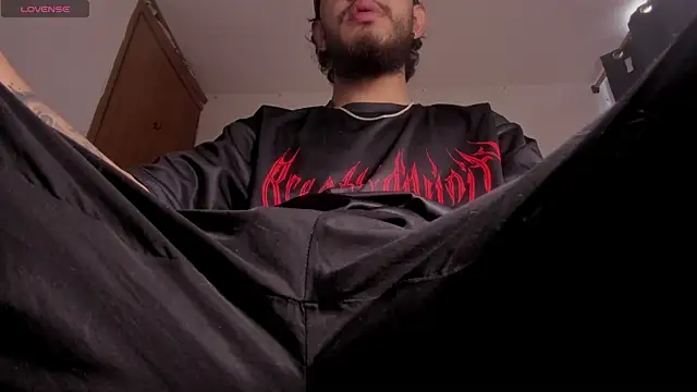 s sven03 online show from April 11, 2026, 9:41 pm