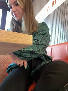 PumaShyXD online show from December 18, 2024, 11:13 am