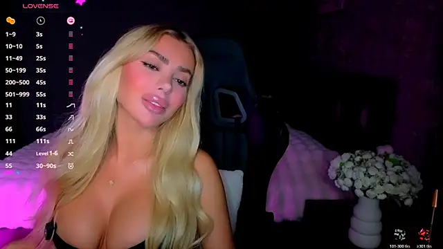 babyleilaa online show from June 13, 2026, 8:07 pm