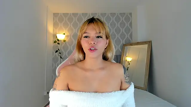 Adria ross online show from January 17, 2025, 12:21 pm