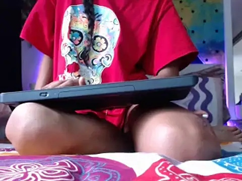 chanel 1041 online show from March 5, 2025, 10:32 pm