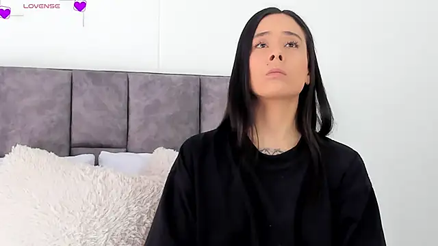 VeronicaTonu online show from March 1, 2025, 6:54 pm