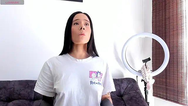 VeronicaTonu online show from September 9, 2025, 2:38 pm