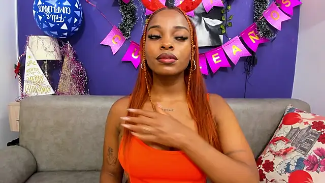 ShantalGomes online show from December 2, 2024, 8:55 pm