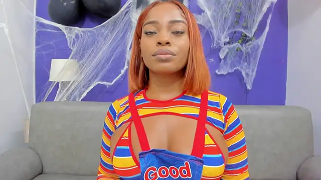 ShantalGomes online show from October 31, 2025, 7:59 pm