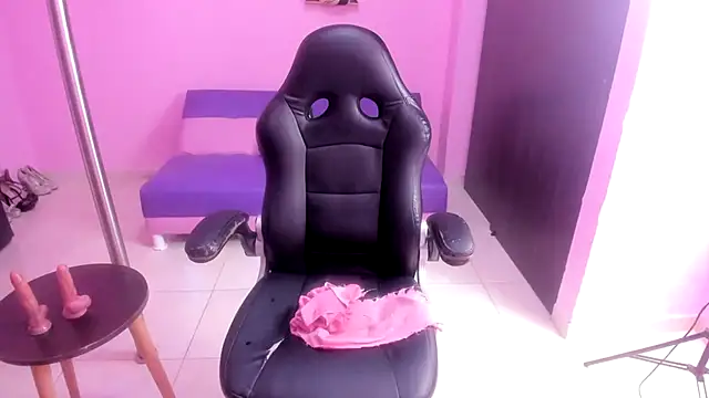 mature dirty squirt online show from April 21, 2026, 7:17 pm