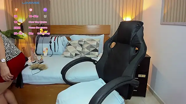 luciana ballesteros  online show from February 18, 2025, 12:28 pm