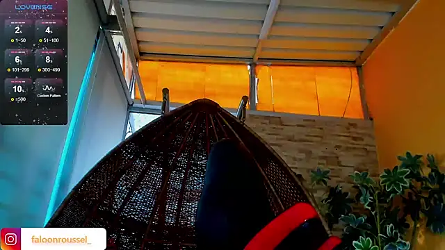 FaloonRoussel online show from February 10, 2025, 9:47 pm