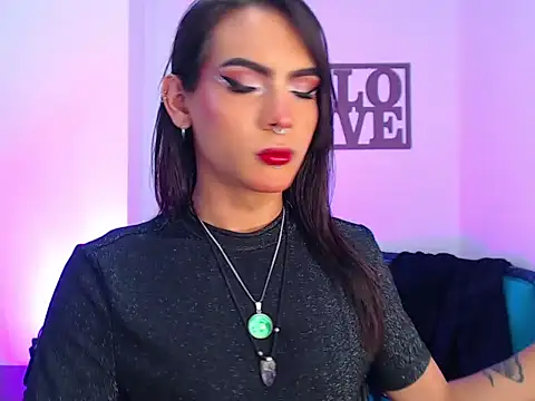 lilithnyx333 online show from April 21, 2026, 6:52 am