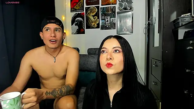 Snapshot of ethan_chloeee chatting on March 19, 2026, 4:05 am ethan chloeee online show from March 19, 2026, 4:05 am