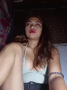 Snapshot of prettybella4u chatting on July 12, 2026, 11:29 pm prettybella4u online show from July 12, 2026, 11:29 pm
