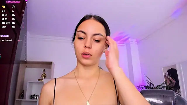 Aleejaa   online show from January 28, 2025, 11:28 am