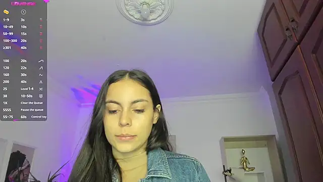 Aleejaa   online show from February 12, 2025, 11:07 am