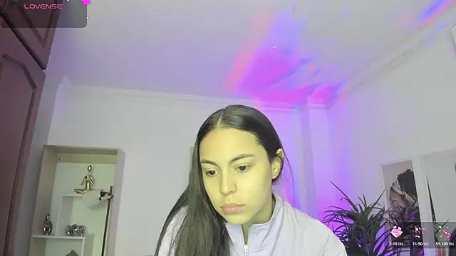 Aleejaa   online show from March 13, 2025, 11:19 am