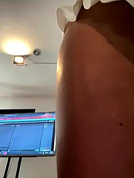 Rose-euphoria online show from September 30, 2025, 1:27 pm