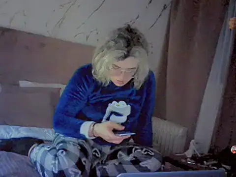 Snapshot of rawan_arab chatting on March 23, 2025, 12:15 am rawan arab online show from March 23, 2025, 12:15 am